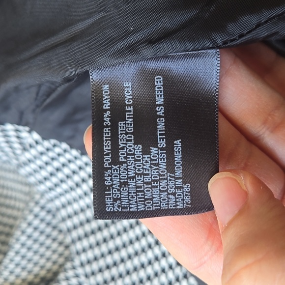 Worthington Houndstooth Pencil Skirt - Picture 6 of 6